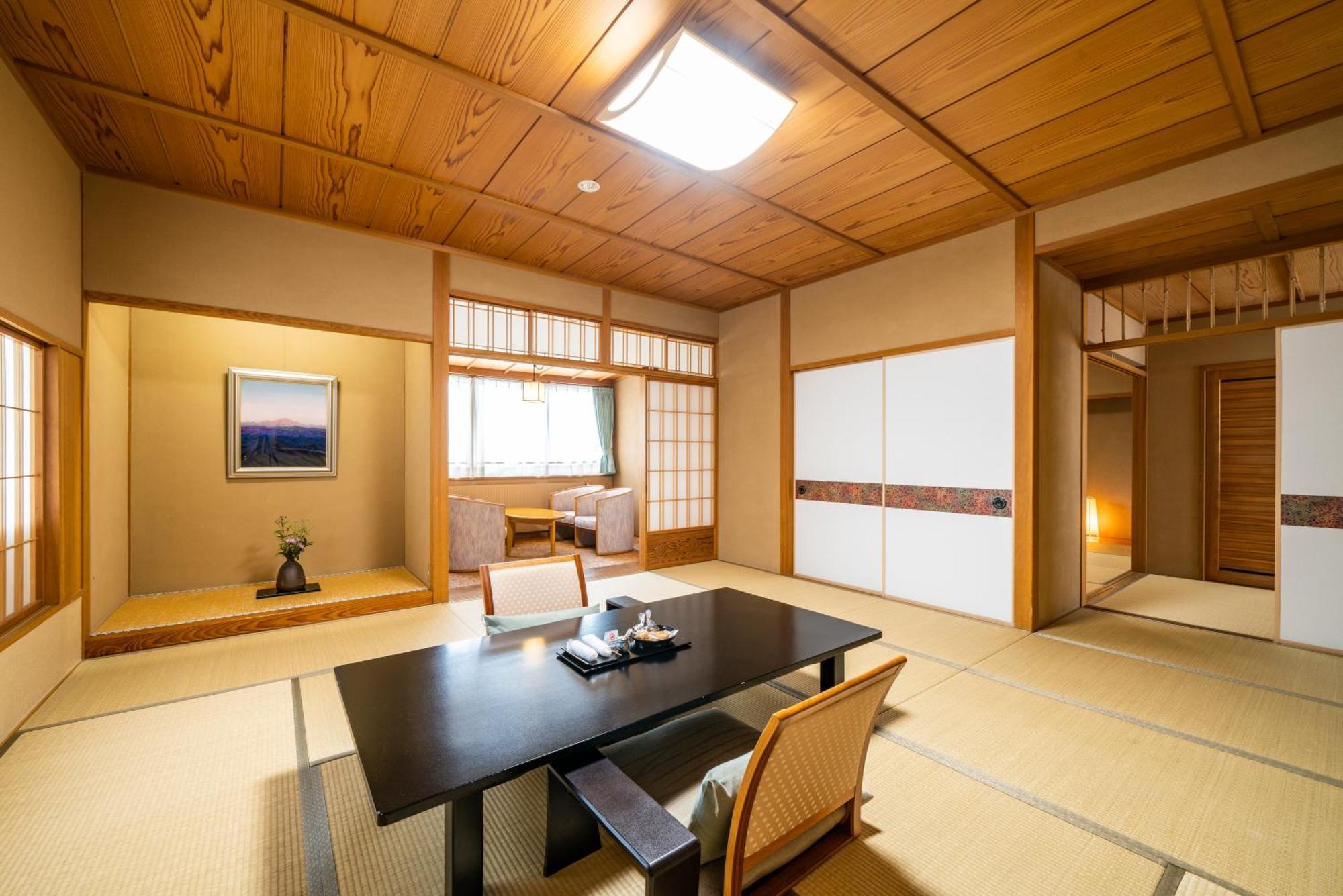 Uesugi No Miyu Gotenmori Nan'yo Bagian luar foto
